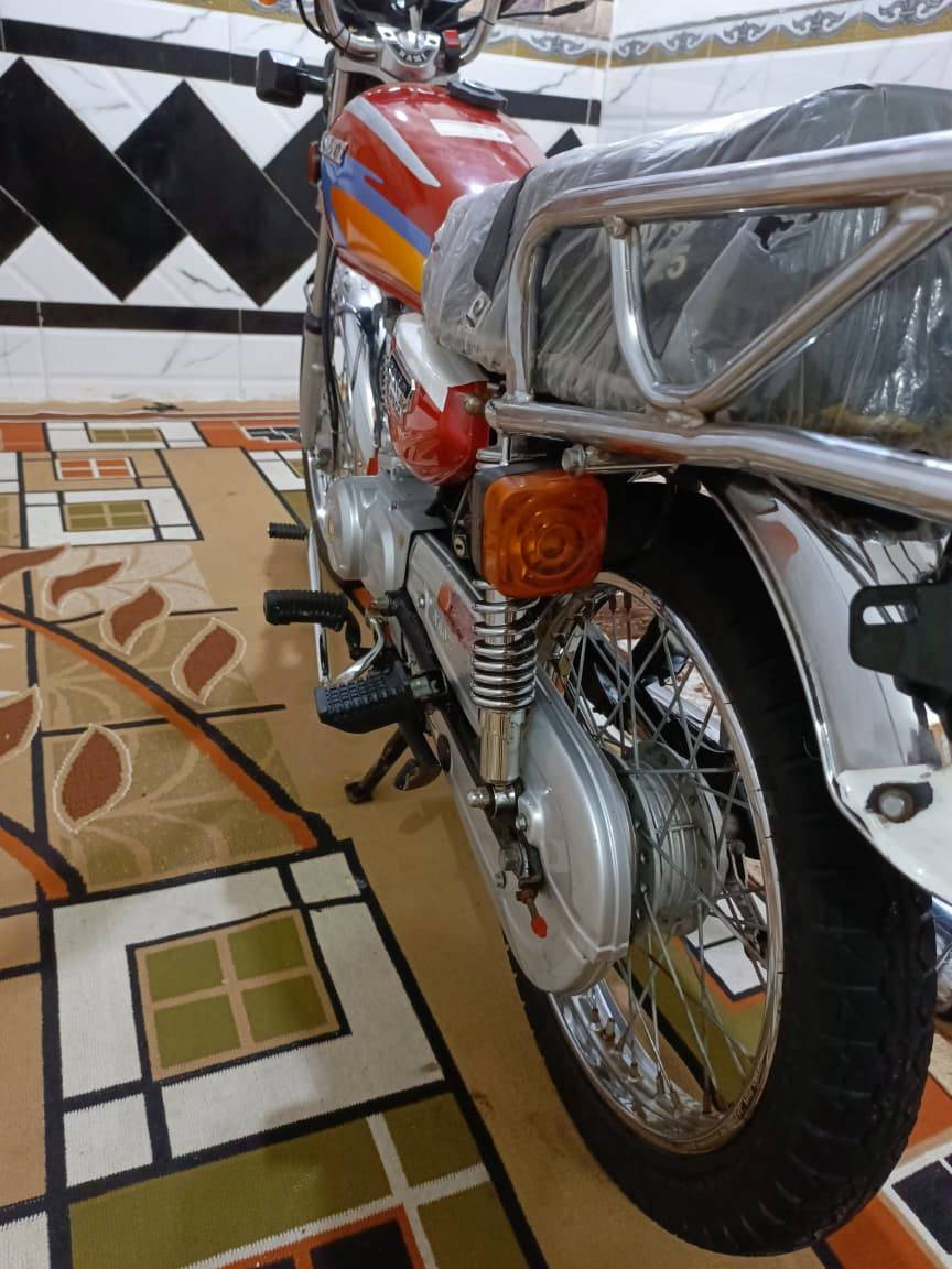 السلام عليكم شباب
دراجة نامة باب اول سبع اوراق  الوكيل سيد خلدون مكفول كفالة عامة 
السعر 1500(مليون ونص) وبيها مجال بسيط 
العنوان العمارة ميسان 
الخاص مغلق مكلف بالنشر  واتس او اتصال
***********
