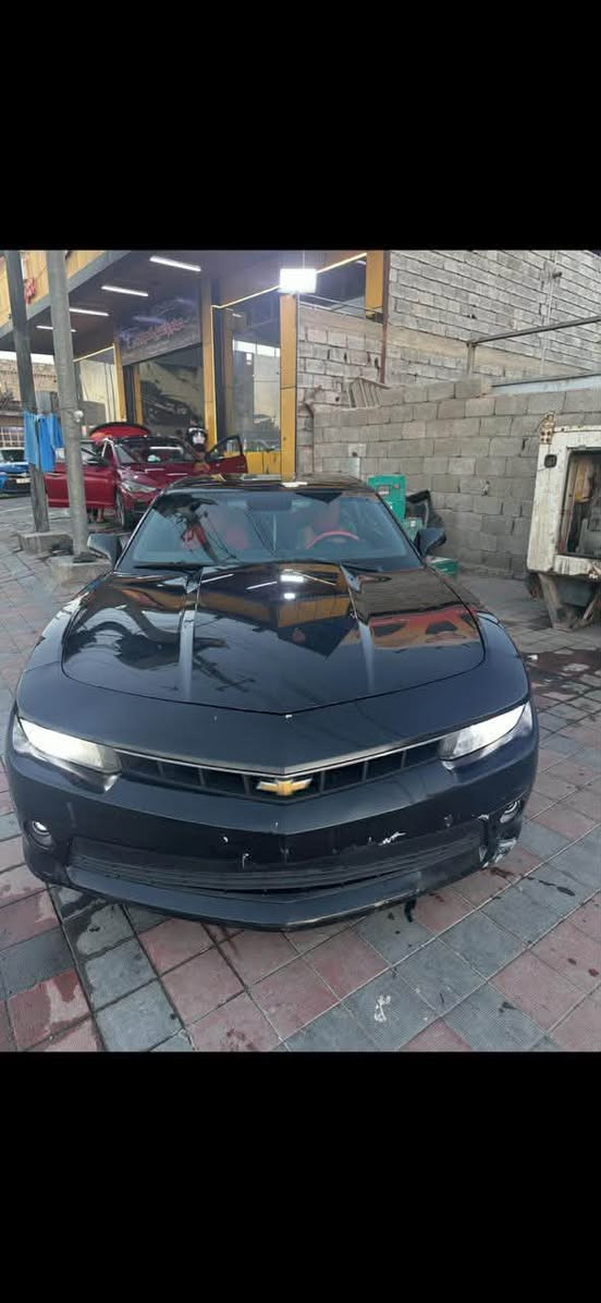 🚗 للبيع شيفروليه كمارو RS موديل 2014 – لون أسود

📍 الموقع: الأنبار – الفلوجة

• الفئة: RS
• الممشى: 142,000 كم
• محرك 3.6 لتر V6 بقوة 323 حصان
• كير أوتوماتيك 6 سرعات
• دفع خلفي (RWD)
• شاشة MyLink
• أضوية HID + LED
• رنكات RS قياس 20 إنج
• تحكم بالستيرن + كروز كونترول
• نظام StabiliTrak + Traction Control

🔧 الحالة:
• ضرر سابق بنيد وجاملغ
• باب السائق معدل وصبغ بسيط
• المحرك والميكانيك بحالة جيدة جداً
• السيارة تمشي طبيعي ولا توجد ملاحظات مؤثرة على الاستخدام

💎 السعر: رقم (1) تلقائي 📮

📞 للاستفسار:
***********

⚠️ ملاحظة:
السيارة إعلان ممول وغير تابعة للصفحة، ولا نتحمل مسؤولية الاتفاق أو تحديد السعر بين البائع والمشتري.

🌹 الله يبارك للبائع والمشتري
