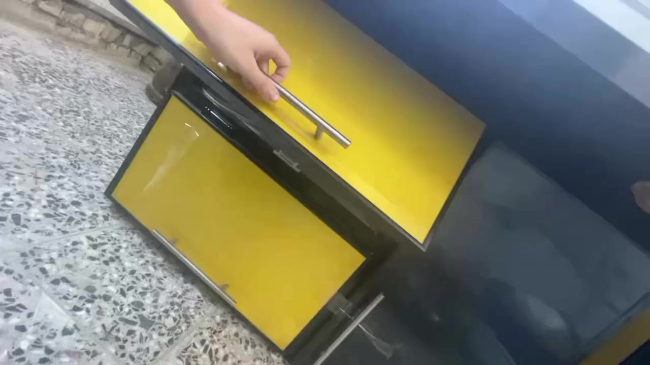 ثلاث قطع نضيفة ماكو اي ضرر


**إذا كنت صاحب هذا الإعلان وتريد حذفه لأي سبب، رجاءا أرسل رسالة إلى الدعم الفني**