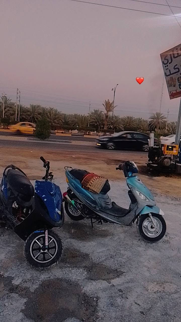 للبيع او مراوس بماكس عدله 
الدراجه نضيفه عوزها فقط اشاير امامي وشخاطه سلف 
المكينه ٥٥ شلعه ومعدل تخبل


**إذا كنت صاحب هذا الإعلان وتريد حذفه لأي سبب، رجاءا أرسل رسالة إلى الدعم الفني**
