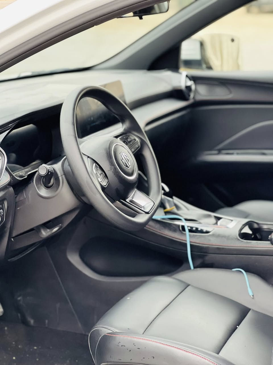 سلام عليكم 
للبيع M G .GT   صيني وارد خليجي
موديل 2025 بحاله الوكاله 
محرك 1.5توربو cc 
رقم اربيل    شرط وكاله شرط التحويل 
رقم سنويه هزه كله جديد  
 
موصفات 📍
مسجل شاشه تدعم الكار بليً
بصمه  نضام ترحيب📍
شاشه كامره 📍
تحكم ستيرن 📍
داخل  اسود +احمر 
كشنات   جلد بلاد 📍
هندبريك بصمه وتو هولد📍
لايت زينون بلاد ليد ترحيب  📍
ماشي  17000 الف قابل للزياده 
 
الاستفسار اكثر  اتصل ☎️على الرقم اسفل المنشور ⬇️  وين ماكنت اخليك على راسي       السعر    118  وبي مجال

العنوان  واسط الصويره 
***********
