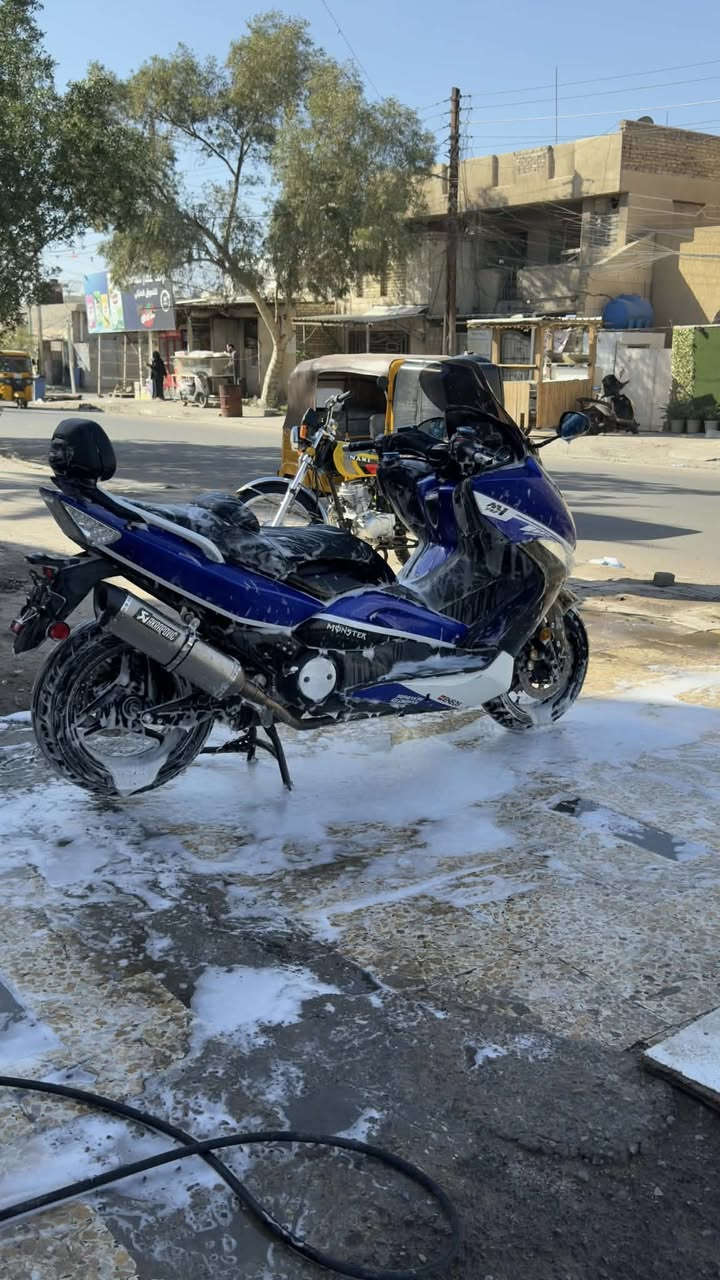 سلام عليكم تي ماكس 11 مزاد امريكي بس صارت ضربه بلكفر كفراتها جاي عمل من الخارج السعر 44 وبي مجال العنوان بغداد  متواجد فيس واتساب اتصال ***********
