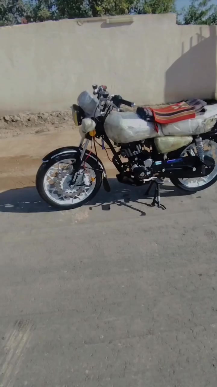 دراجه سفاني للمراوس مديل 25 شكل 26 شلعه فول كهربائيات كله شغاله امراوس حسب القناعه اي شي تفضل خاص رقمي بي واتساب ***********
