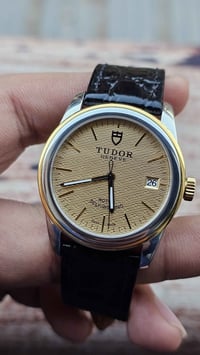 ساعة تيودور اصلي وكالة شرط الفحص القطر 36  مكينة سويسري اوتو  السعر 87...