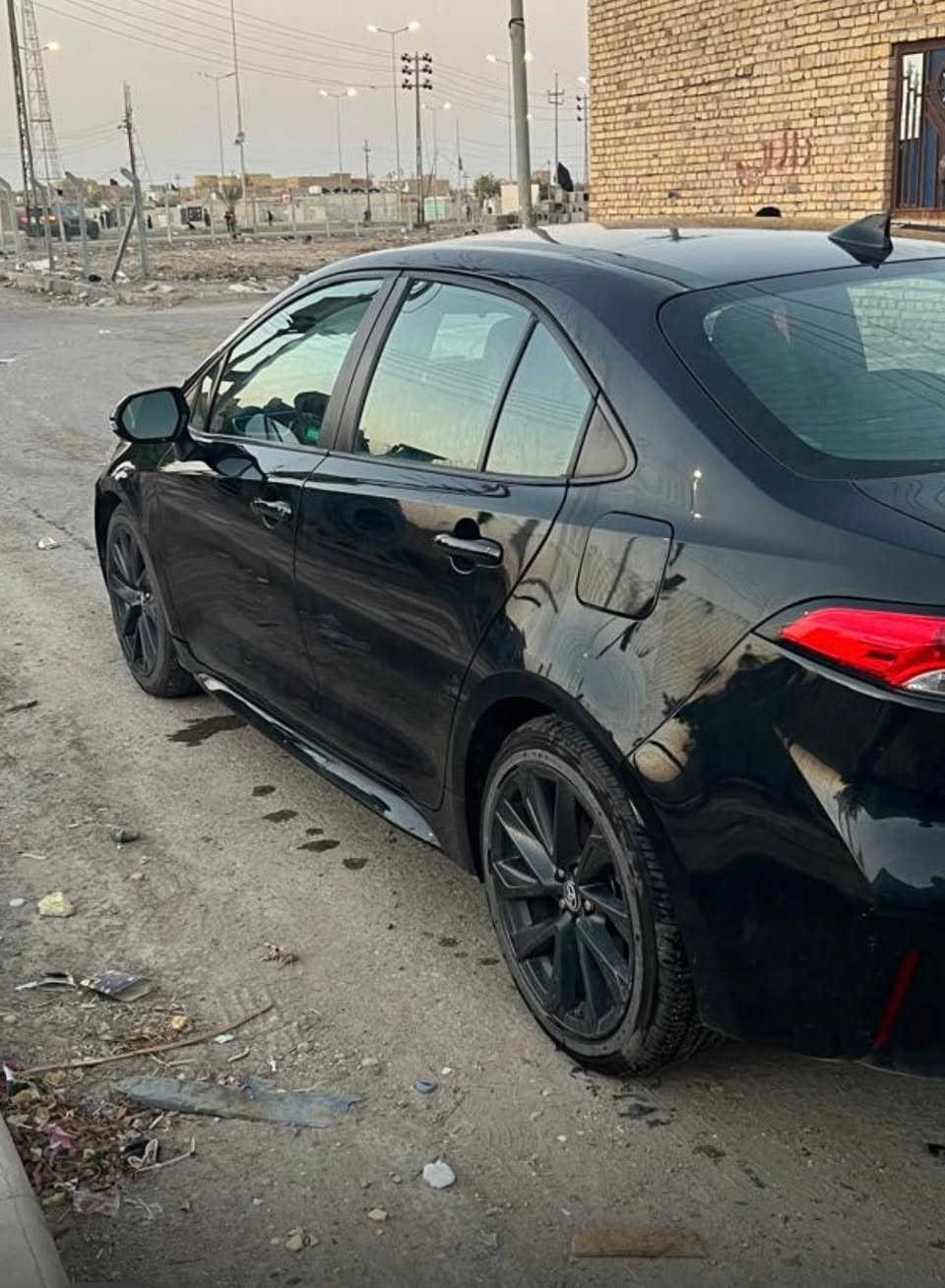 السلام عليكم
كورلا موديل 2023 محرك 2000 
وارد امريكي حادث امامي 
السيارة جاهزة رقم ميسان
ما متواجد ع فيس
السعر 140
فقط اتصال ***********
