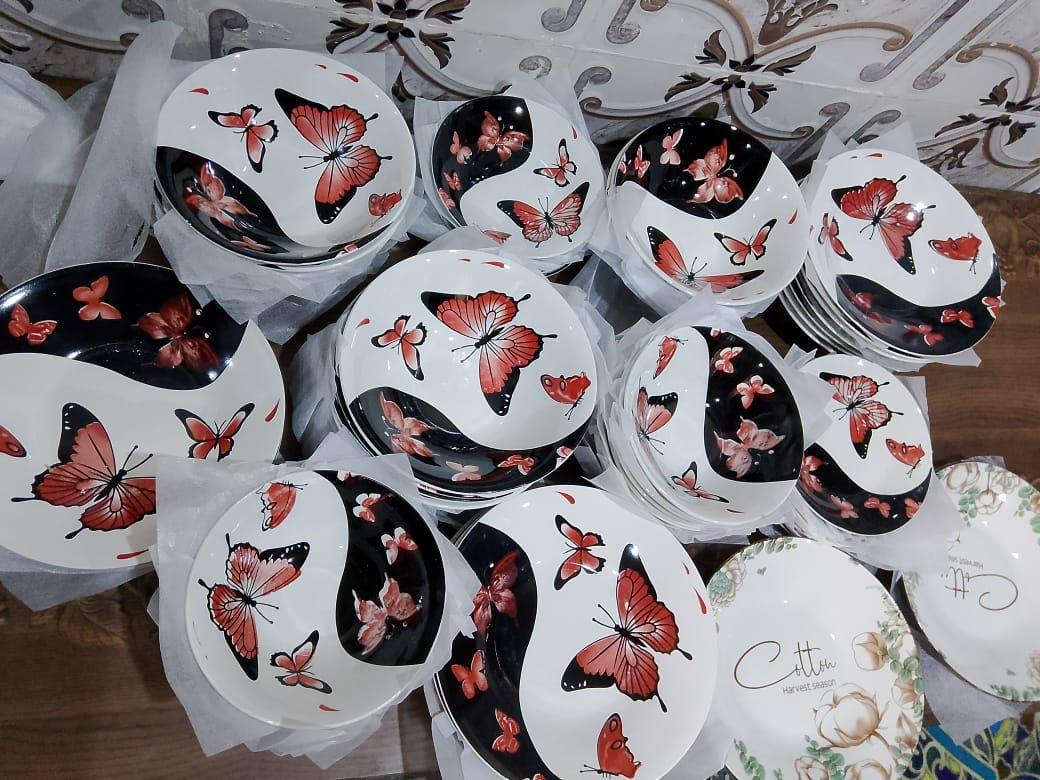 الف رحمه على روح امه وابو الي يعلقلي مصدر رزقي الوحيد 

سيت فرفوري 
 العدد50قطعه  مكوناته
12ماعون تمن
12ماعون حلاوة
 12 كاسه مركة 
 12 كاسة   طرشي 
 2  ماعون غير نقشة 
  توصيل مجاني جميع المحافظات 
 للحجز خاص او ع واتس اب *********** سامراء, صلاح الدين
