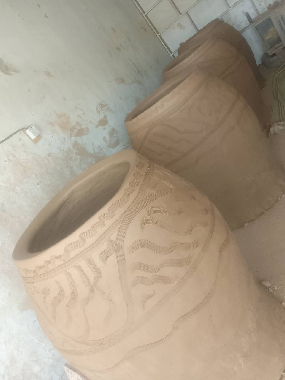 ‏� عرض مميز لأهل النجف وكل العراق 🔥
‏
‏بيع وتنصيب جميع أنواع التنانير بأعلى جودة:
‏✔️ تنانير مخابز (دبل وسط ومطاعم)
‏✔️ تنانير مندي بمختلف الأحجام
‏✔️ تنانير شوي
‏✔️ تنانير بيت (توصيل داخل النجف)
‏
‏⭐ ضمان حقيقي 5 سنوات للتنانير
‏⭐ شغل درجة أولى وبأسعار مناسبة
‏
‏🔥 أيضاً نوفر:
‏✔️ أفران صمون
‏✔️ كور بيتزا بجميع الأحجام
‏⭐ ضمان يصل إلى 15 سنة
‏
‏💪 تجهيز كامل للمخابز:
‏(عجانات، طبكيات، طابوك حراري، بريمزات غاز ونفط، وجميع مستلزمات العمل)
‏
‏🎯 تخفيضات خاصة للمواكب والحسينيات
‏
‏📍 الموقع: النجف الأشرف – شارع المعمل
‏📞 للحجز والاستفسار: ***********
‏📲 واتساب متوفر
‏
