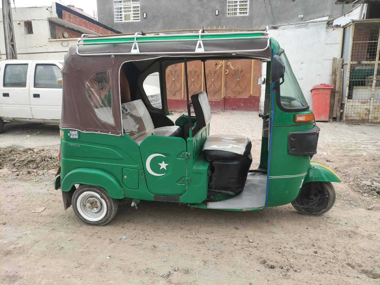 تكتك للبيع موديل 22 رقم بابل سنويه بي ضرب صفحة  صبغ عام 8500 بي مجال عنوان بابل  الحمزه رقم ***********
