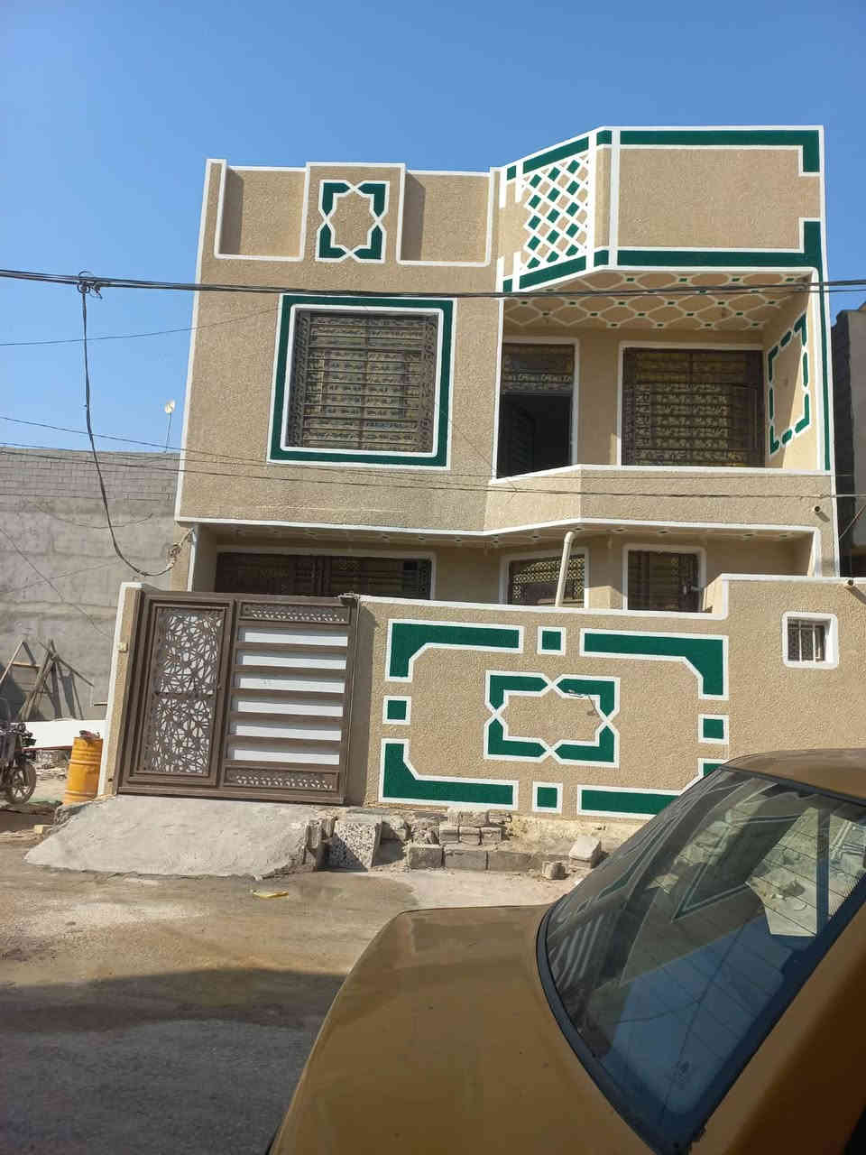 114 متر قرب اسواق برتقالة 4 غرف نوم 
للبيع دار سكني 
طابقين 
الموقع: [  حي السيدة رقية قرب اسواق برتقالة ]   📍
4غرفة نوم 🛌 
صالة مطبخ 
 صحيات استقبال  
حمام 🛁
📐 المساحة: [ 114]
👷‍♂️ علي الغزالي للعقار
🏠 بيع • شراء • مقاولات عامة
📞 للاستفسار والتفاصيل: 
***********
***********
