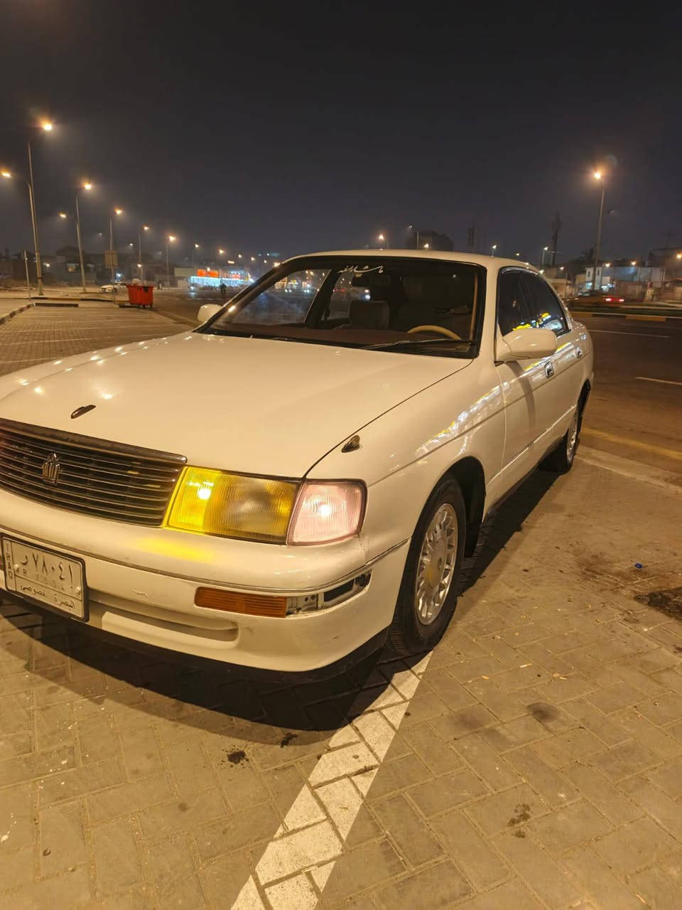 ‏السلام عليكم سياره بطه مديل 1992 السياره مكفوله من الكص والنقل سياره حلوه وجاهزه مكينه وكير حلوات تبريد شغال السعر ٦٥ المكان البصره  للاستفسار ***********
