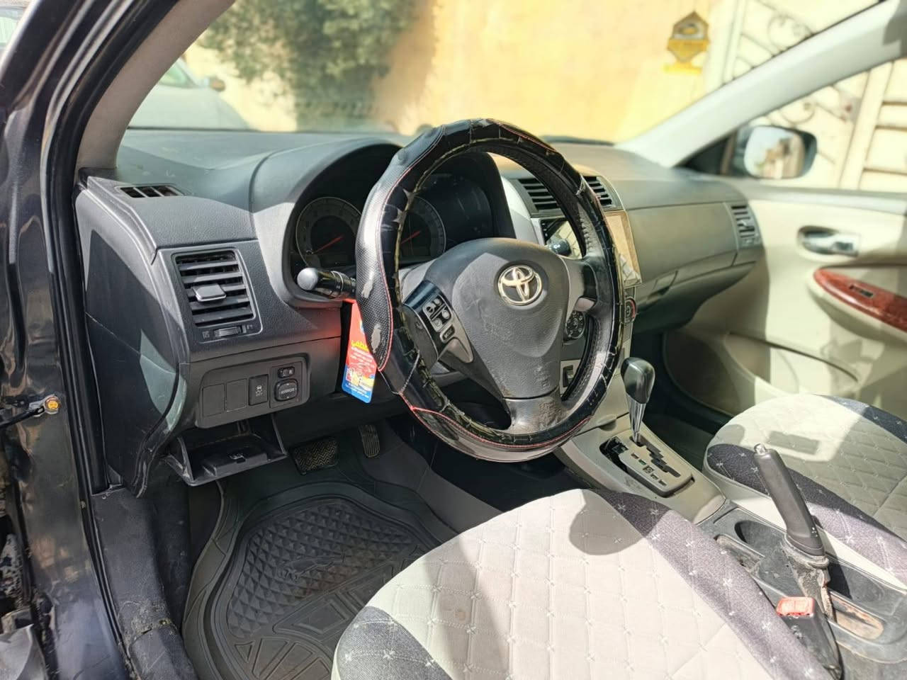 كورلا للبيع ٢٠١٠ سعر ٩٥ بيه مجال سياره جاهزه من كلشي
***********
