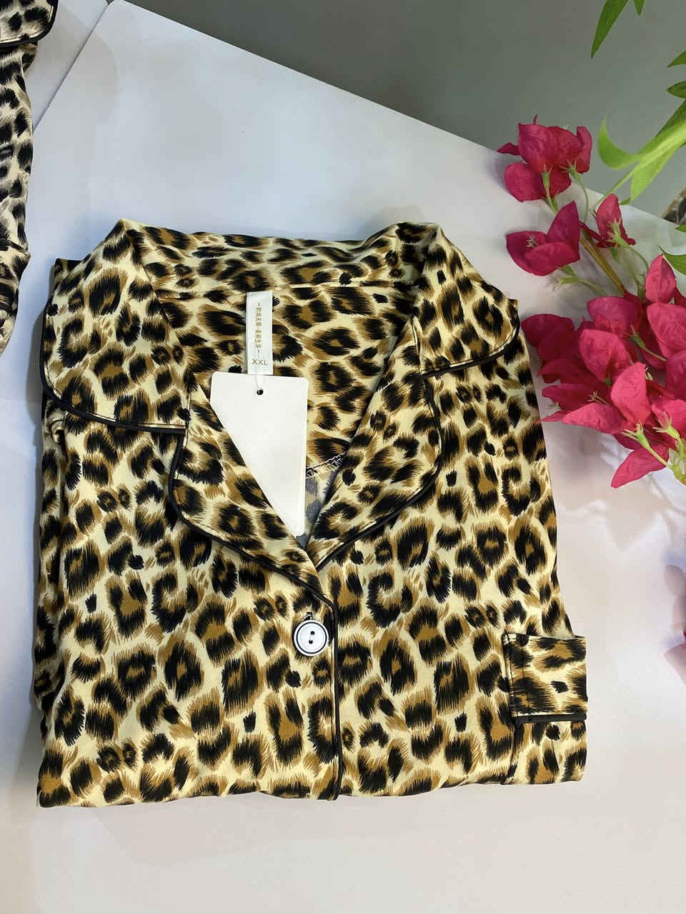 تراكات نسائية جلد نمر واحمر مقفل❤️🎀💕🌸
سعر ١٨ للحجز خاص🌸💕🎀
المسيب بابل


**إذا كنت صاحب هذا الإعلان وتريد حذفه لأي سبب، رجاءا أرسل رسالة إلى الدعم الفني**