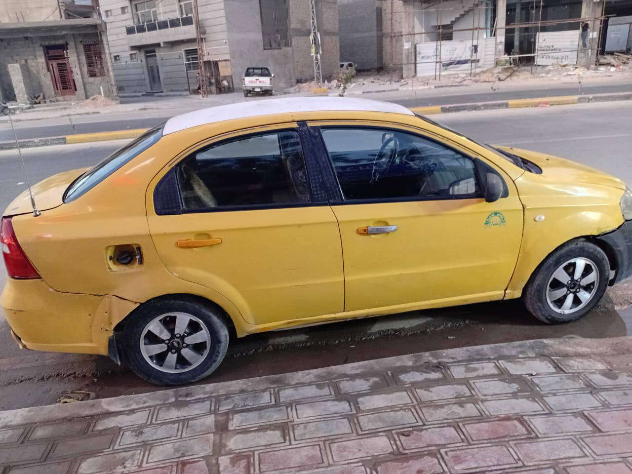 سلام عليكم سياره افيو موديل 2008 رقم انكليزي سنويه صاقطه قبل 4اشهر هيئة مطلوبه 4 اشهر  مشروع وطني بسمي تحويل ثاني يوم تخم تأير مكينه جديده قبل 10 ايام شادها كير اوتماتيك ارضيه جلد الكشر هل موجود كدام عينك تجي تشوف بعينك سياره جاهزه الشارع كبل 
ابيع هل موجود 
السعر 38 وبيها مجال 
المكان كربلاء حي العباس قريب مدرسه المحمديه 
***********
