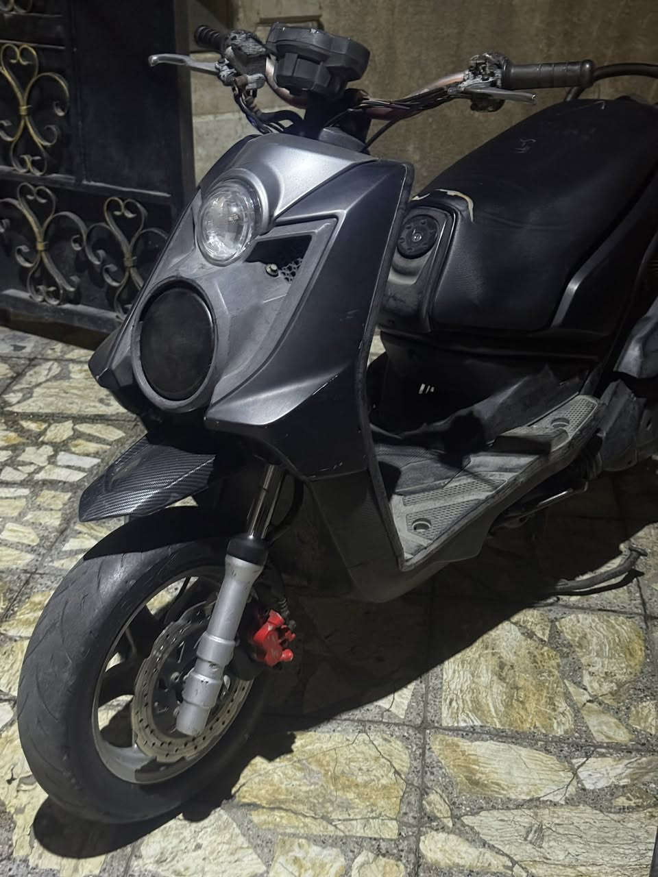 سلام عليكم شباب سكنس جبلي موديل 14 للبيع الدراجه بلاديه وكامله مابيها اي نقوصات نكره بكل وقت الدراجه عنواني بغداد الاعظميه ***********
