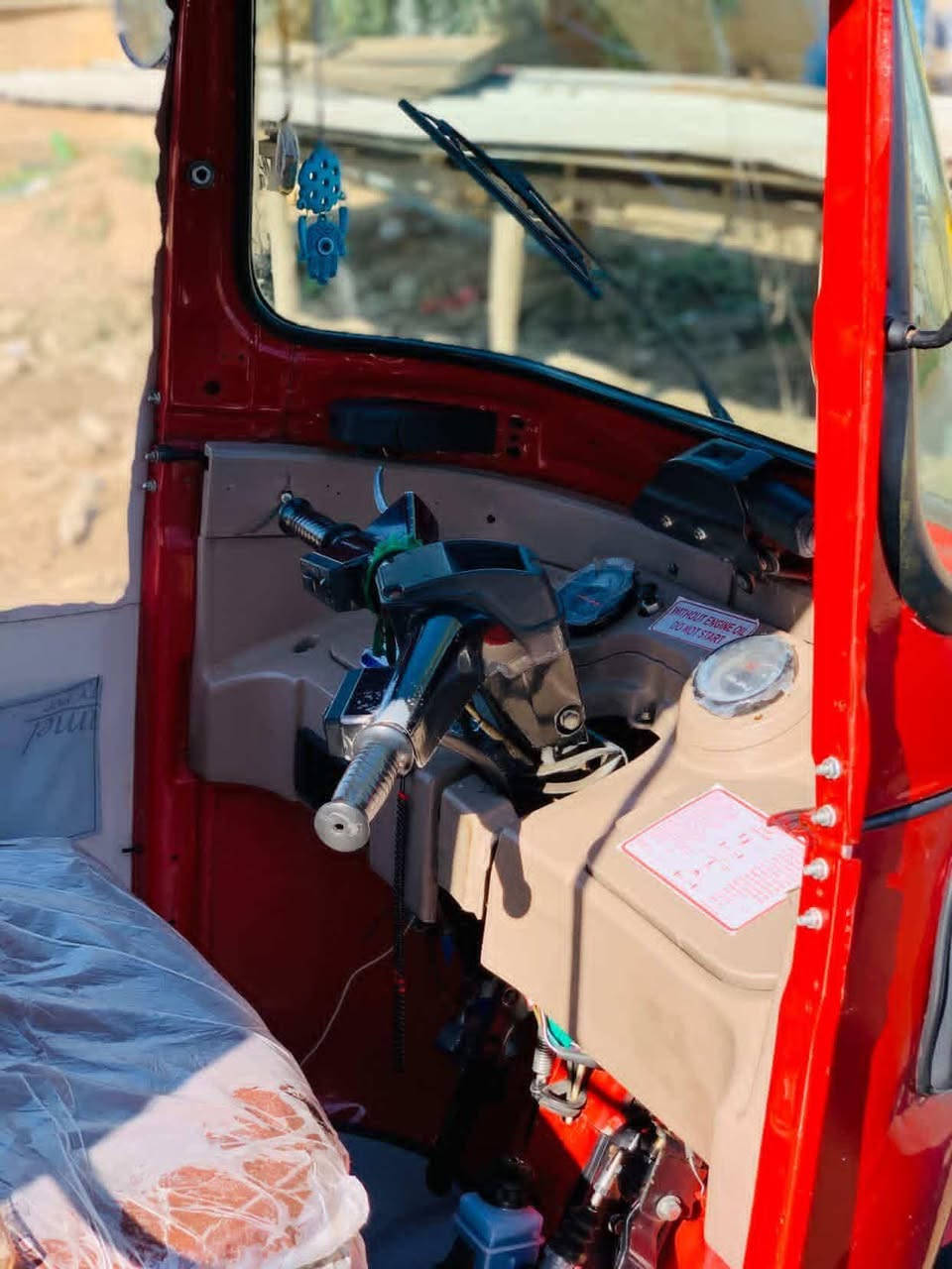 ياالله السلام عليكم تكتك باجاج موديل 18 داخلة ب 19 اوراق المصطفى كاملة للأخير السعر 3800 وبيها مجال بسيط مكاني ورة بوابة الحسينية مال راشدية الحويش قرب مطعم سامان السياحي للاستفسار ***********
