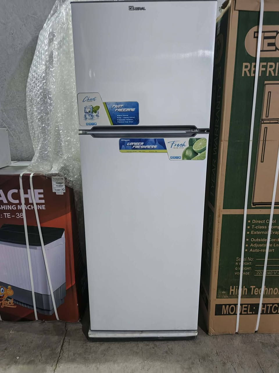 السلام عليكم وصلت وجبة جديده ثلاجات ومجمدات وغسالات أحجام مختلفه أثاث جديد +ومستخدم لل ب ي ع المكان  الطارميه حي الفارس شارع السكلات خلف معارض حجي وليد  السيارات قرب جامع الصديق  للاستفسار خاص او ع رقم الهاتف***********    ؟***********
