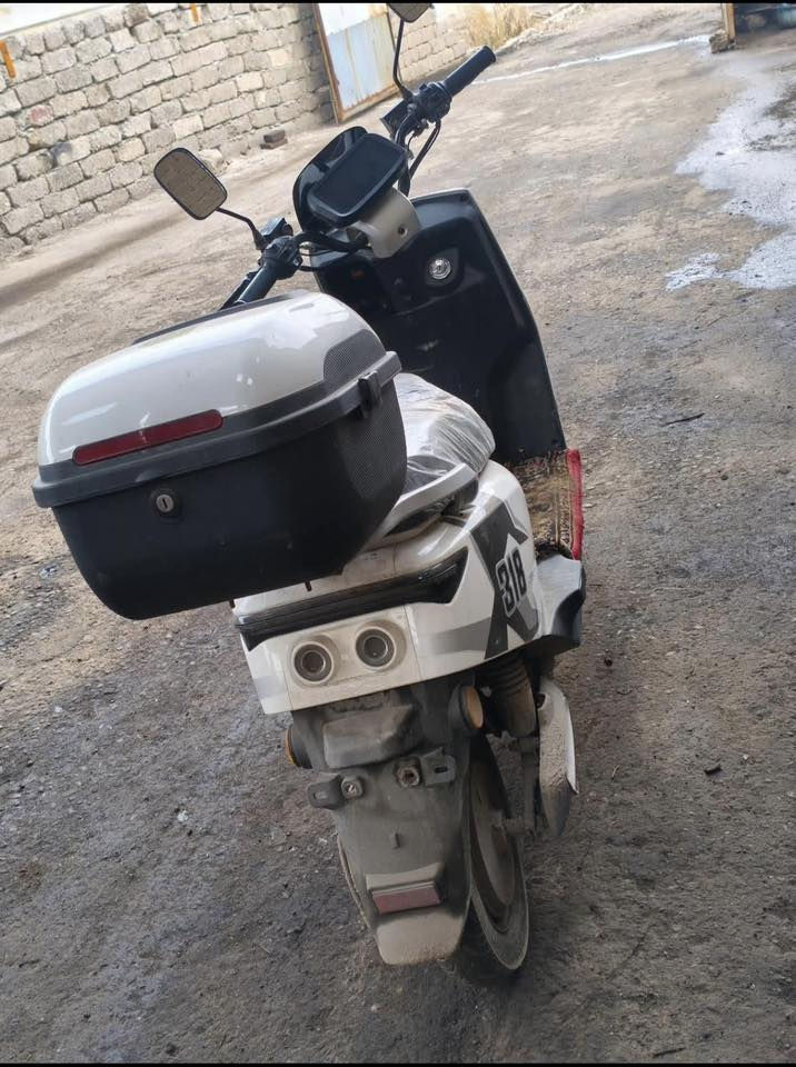 ماطور شحن للبيع
نوع 318
موضوح مثل ما بل صور 
غير متواجد ع الفيس اتصل ع الرقم 

***********
