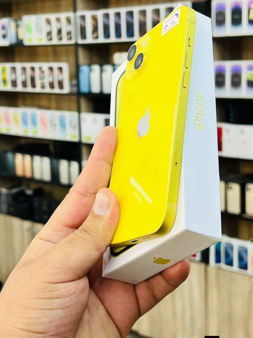 ايفون 14 بلس
ذاكرة عملاقة 512 
بطارية 96 الجهاز مكفول من اي تبديل 
سعرة 575 قفل مكاني اربيل شارع 100


**إذا كنت صاحب هذا الإعلان وتريد حذفه لأي سبب، رجاءا أرسل رسالة إلى الدعم الفني**