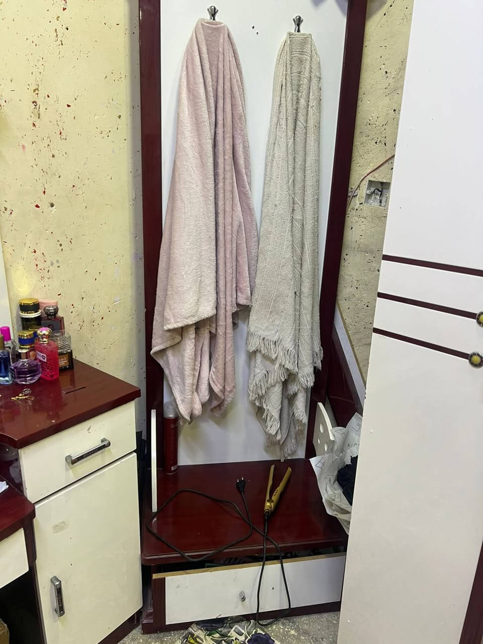 غرفه نوم للبيع ب200وبيها مجال بصيط


**إذا كنت صاحب هذا الإعلان وتريد حذفه لأي سبب، رجاءا أرسل رسالة إلى الدعم الفني**