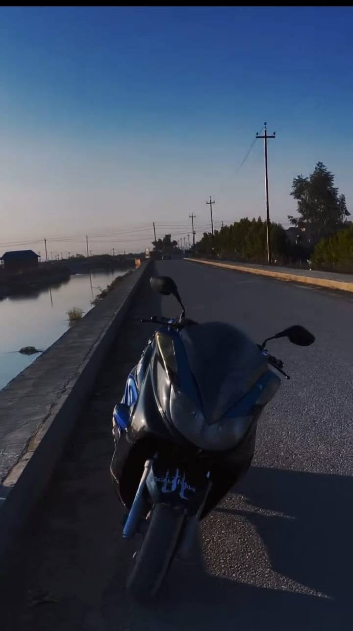 السلام عليكم ماجستة ملي گراند ربع نضفة فقط متروكة شغالة نقصهة كتف نار فول تزويد بيهة گمرگ ومنفيس السعر 400وبيهة مجال  بيع و مراوس *********** وتساب مكاني بعقوبة
