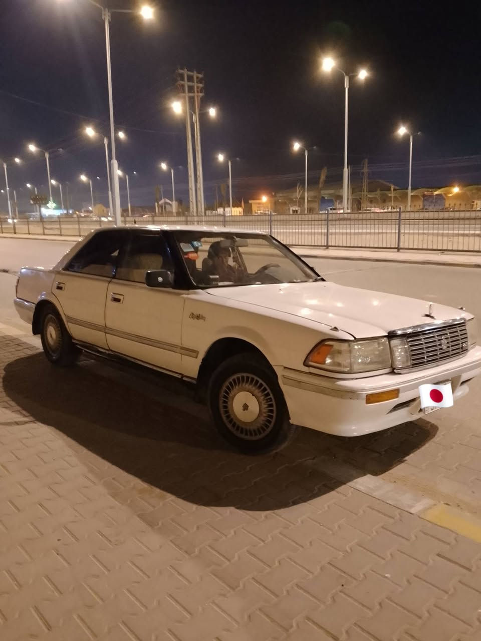 سلام عليكم هارتوب البيع موديل91رقم نجف بسمي مداور ثاني يوم 
مكينه وكير مكفولات سياره حلوه مال جناي تبريد شقال عوزه بس قاز 
سعر 50وبيهة مجال //تصل***********
