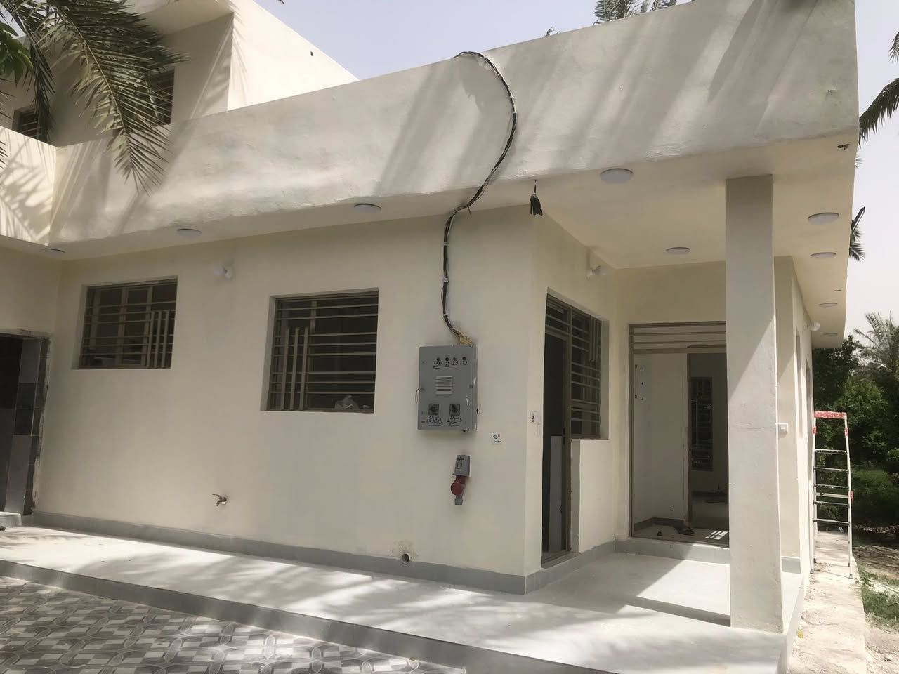 جانب من عملي صبغ حديد وجدران وواجهيات 
للأستفسار الاتصال على الرقم ( ***********) 
او مراسلة واتساب
