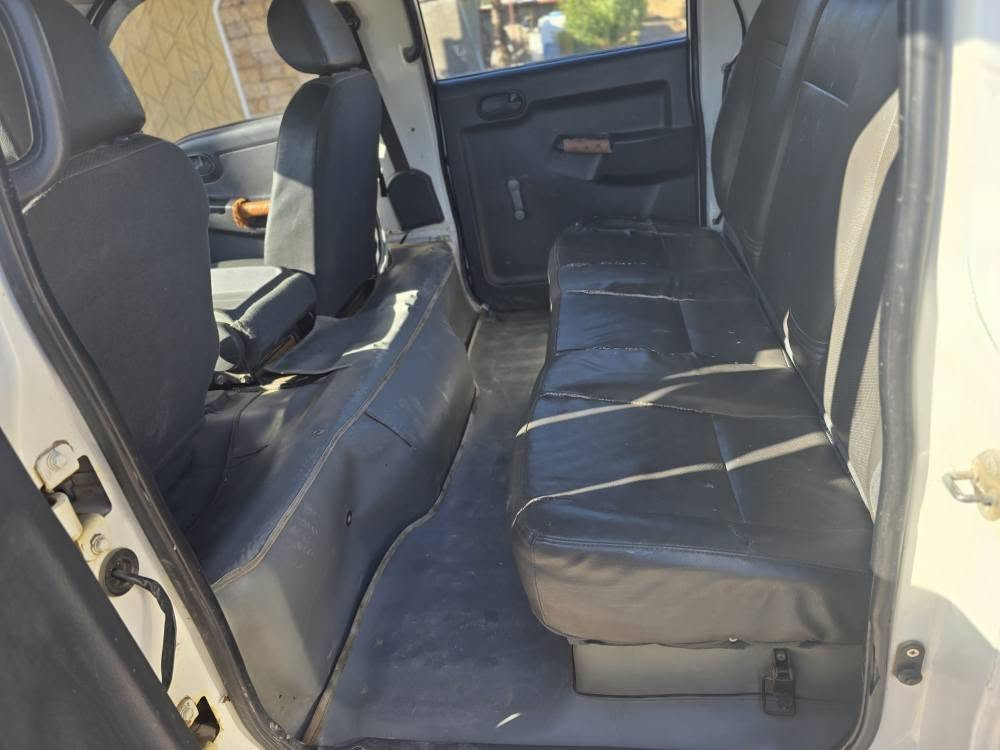 سلام عليكم كيه بنكو البيع موديل 2013-سياره مكفول وحلوه مال جناي تحويل مباشر كير ومكينه وشاصي وتبريد تخم تير السعر 118بي مجال رقم واسط رقم انجليزي  مكان الحمزة الغربي عل طريق الدولي  رقم الهاتف ***********
