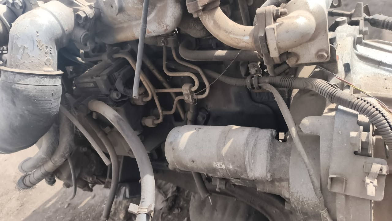 السلام عليكم مكينه ازوزه سكليتر كهربائي للبيع ***********‬‏
