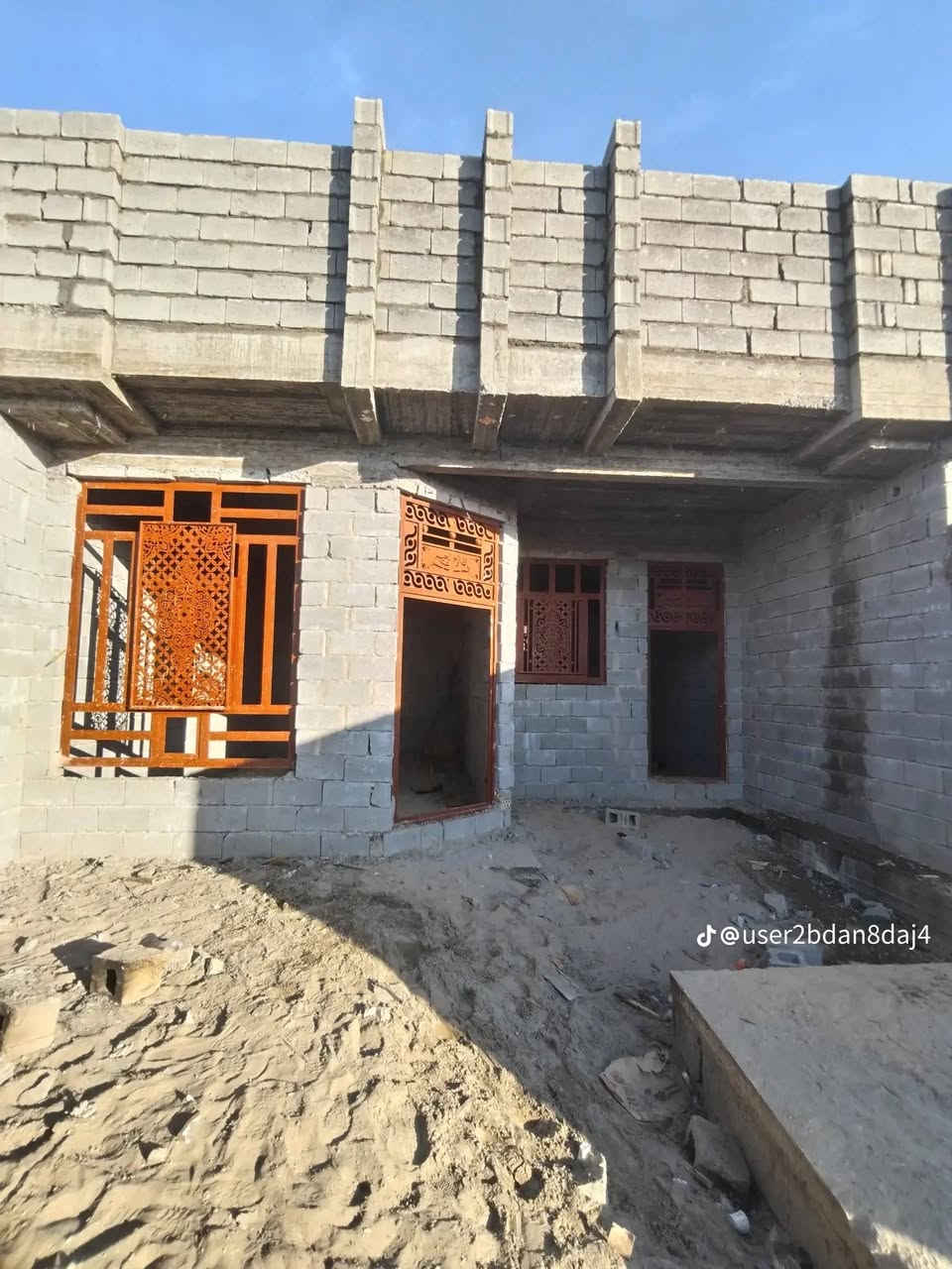 سلام عليكم خلفه بناء البلوك فرمستون طابوك اشتغل كطعي وعلى يوميه وعلى ألف شغل في جميع مناطق بغداد وبأسعار مناسب *********** ***********اتصل 
***********،
*********** وبل خدمه
