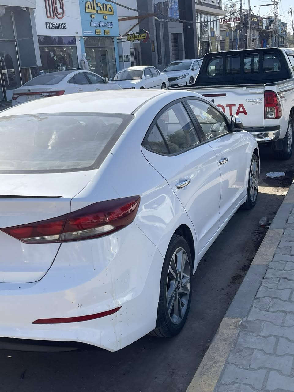 السلام عليكم النترا للبيع ١٩ سياره مكينه 2000
خليجي.  مواصفات فول منعده لبصمه.   
قطعتين صبغ رقم الماني اربيل     مكينه كير خير من الله سعر 142 وبيها مجال***********. عنوان نجف
