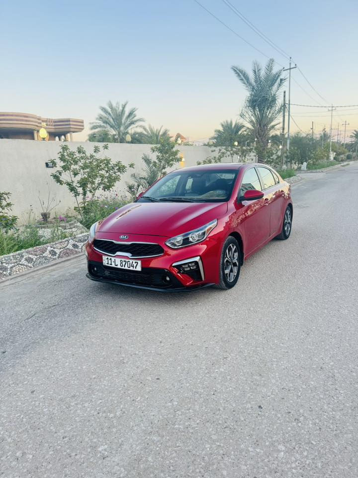 سلام عليكم مرخصت لادمن كيا فورتي 2020 رقم بغداد دولي بسمي حادثه جاملغ وبنيد
مكينه 2000 كير AT
سياره جاهز حداديه تبريد ثلج 
السياره ماشيه 90 

السعر.  120 وبيه مجال بسيط 

مكان سياره بابل قرب سيطره لاثار 

***********
