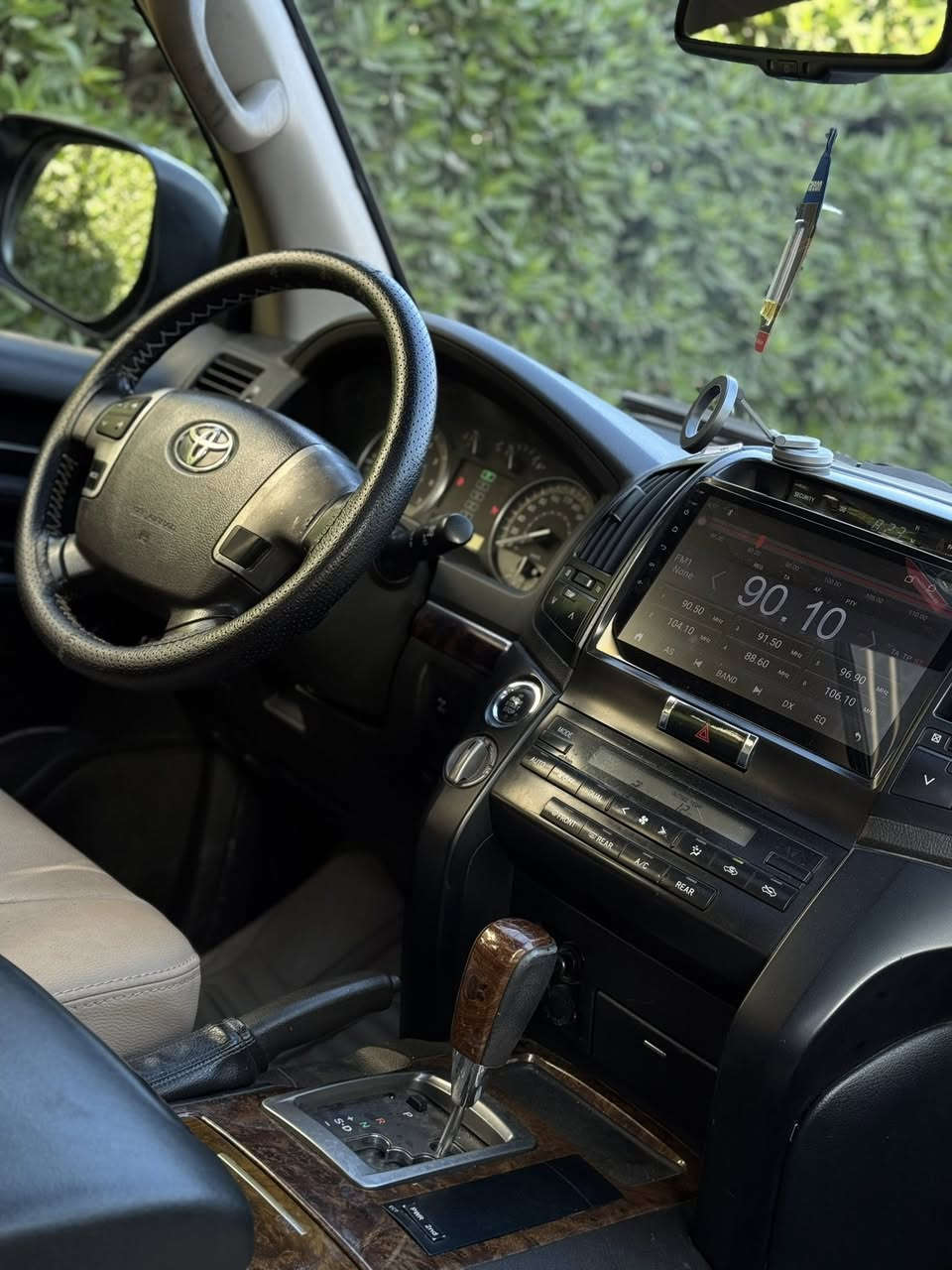 🔥 تيوتا لاندكروز GXR 2011 ستينية

✅ الموديل: 2011
✅ الفئة: GXR ستينية
✅ كفالة بدون صبغ فقط الدعاميات
✅ كير ومحرك كفالة عامة
✅مكينة 6 سلندر 4000

رقم بغداد الجديد تحويل مباشر

✨ مواصفات السيارة
🔸بصمة تشغيل 
🔸 سلايد
🔸 كشن كهرباء
🔸اشاير بالمري
🔸 تحكمات ستيرن
🔸 ٣ انظمة قيادة
🔸كامرة خلفية
🔸حساسات
🔸شاشة كبيرة 

ماشية 130 الف كيلو حقيقي

السيارة جديدة جدا  وبدون اي نقص وعليها صيانة كامله جديدة

📍 العنوان: بغداد - حي الجامعة 
💵 السعر : $33,000 وبي مجال 
📞 للاستفسار 
📱***********
