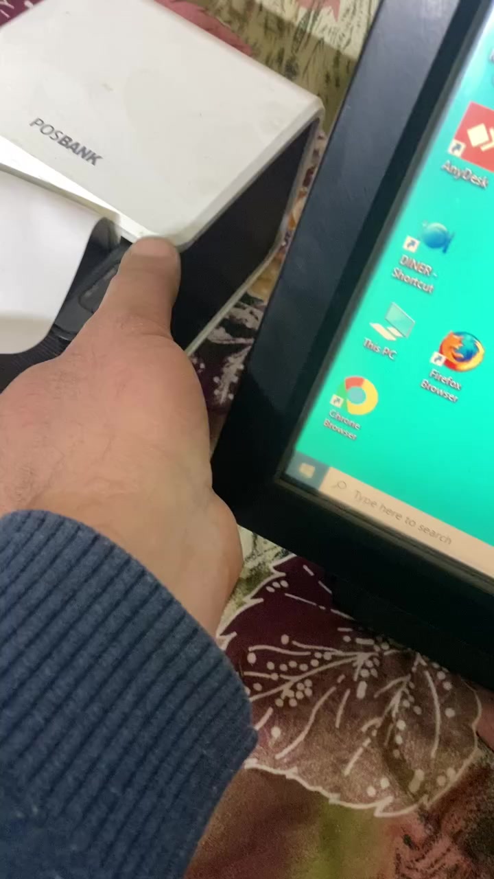 كاشير وندوز 10
وي الطابعه 
السعر 250
توصيل موجود
***********
