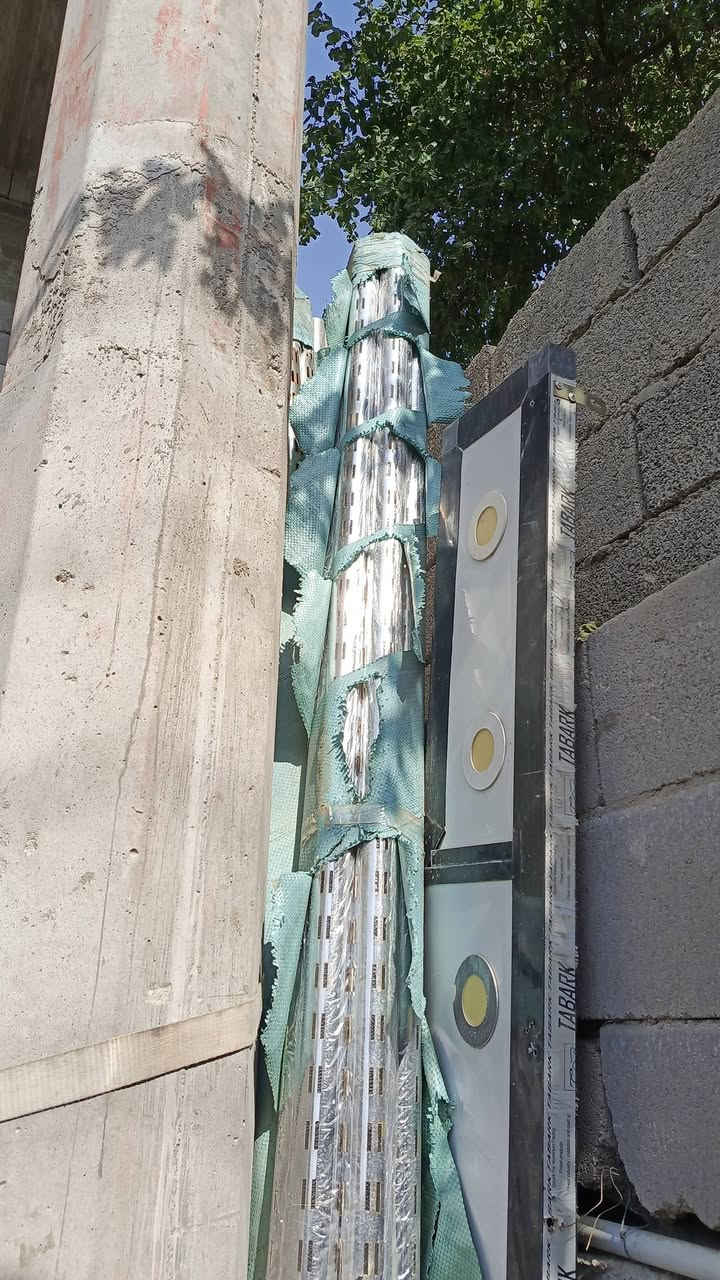 سلام عليكم استانات لبيع كامله مع متفرعاتها 36متر ب400وبيهن مجال جددمامستعملات بصره زبير ***********
