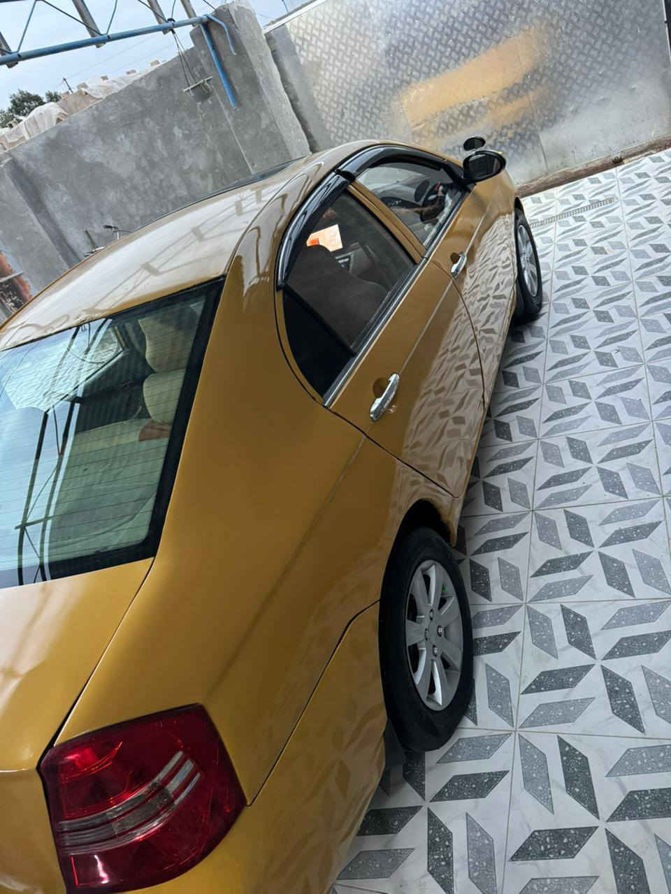 ليفان 620 موديل 2011  رقم بغداد سنوية 28 بأسمي مصفره هيئه وغرامات
كير ومحرك مكفولات الكشر مصبوغ حزام جمالية العنوان واسط الصويرة 
السعر 38 بيها مجال 
ما متواجد ع فيس ولا واتساب فقط رقم الهاتف ***********
