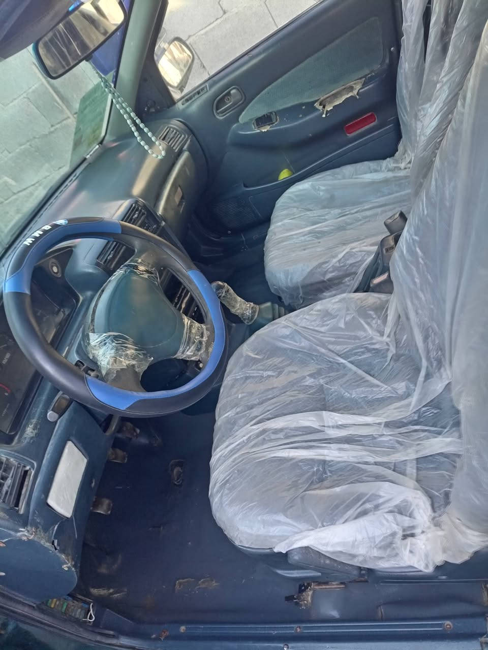 سلام عليكم سيفيا 93للبيع رقم واسط سنويا نافذه سياره مصبوغه صبغ عام جماليه بيها خلل بل محرك ابيعها كايم المحرك كيرها خير من الله لشراي بيه خير ويدلل خاص مفتوح او هاذه رقمي *********** بيها واتساب مكاني واسط قضاء الزبيديه
