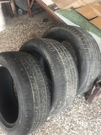 تايرات هيلو عدد 3 حجم 205/55/16 انتاج نهايه 23 مستعمل نظيف  75 الف تاي...
