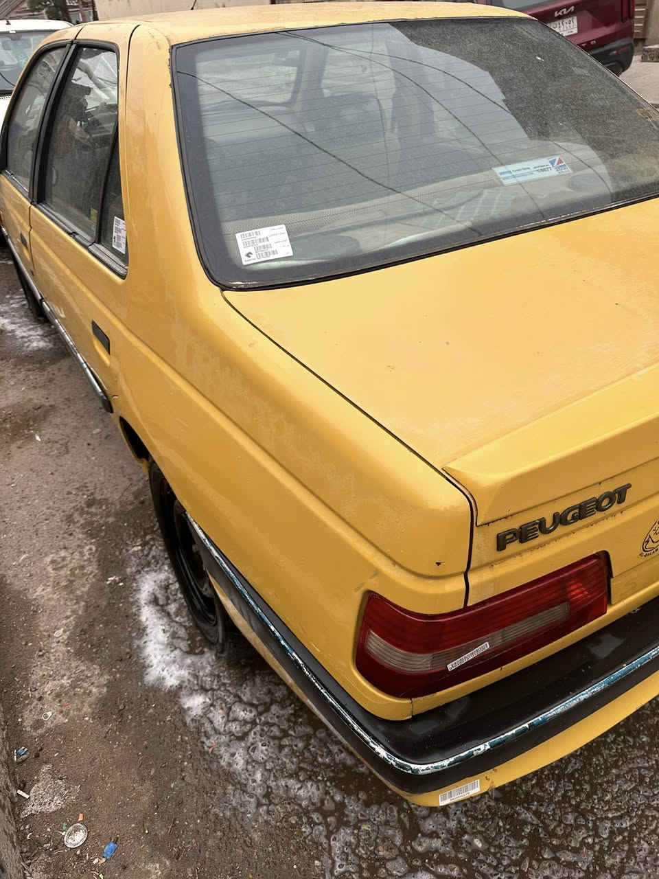 السلام عليكم
بيجو لميس 2013 بسمي باقيه بس بصمه مصفره هيئه وغرامات 
تستلم رقم إنكليزي 
كير مكينه مكفولات تخم تاير 
السعر 32 
العنوان بغداد 
رقم الهاتف ***********
