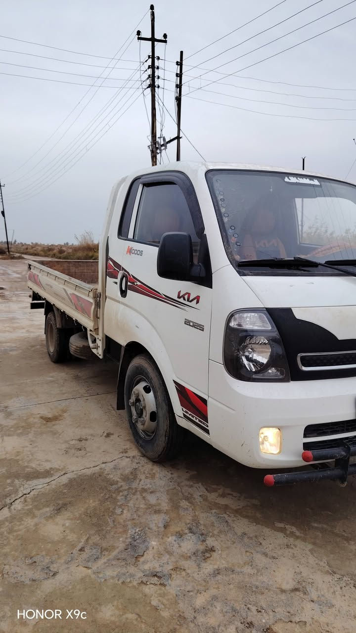 سلا عليكم البيع كيا فحل موديل 2020 رقم بغداد نكليزي بسمي سياره مكفوله من عده طخه بسيطه  بل ربع مصلاحه  سياره جاهزه من كلشي محرك جديد تايرات جديد صدر جديد سياره مال جناي خير من الله مكان سياره تاجي المشاهده رقم تلفون ***********
