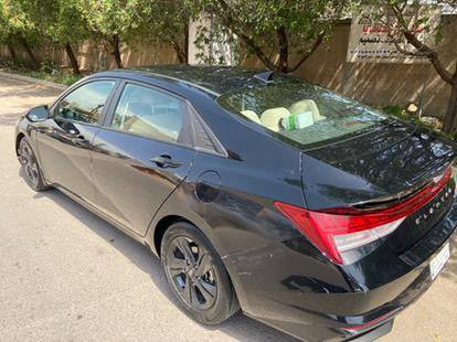 النترا 2022 هايبرد لون اسود

سيارة اقتصادية وحلوة ومرتبة مال بيت

المواصفات ( 4 بصمات تشغيل وفتح ابواب وفتح صندوق - توقف ذاتي امامي وخلفي - تشغيل عن بعد - مانع انزلاق - حساسات امامية وخلفية - تحكمات استيرن فول - تدفئة المقاعد الامامية - تبريد وتدفئة خير من الله - ٣ مستويات قيادة نورمال و سبورت و سمارت - بلوتوث - شاشة كبيرة - كار بلي - مخارج يو اس بي - ماشية 50,000 كيلو قابل للزيادة)

محرك 1600 gdi ايرباكات كلها سليمة 

الضرر ( الجاملغ الخلفي عكس السائق بأمريكا - جاملغ خلفي خلف السائق و باب بالعراق)

سعرها 140 وبيها مجال ان شاء الله
سيارة مرتبة وبالعافية على الي ياخذها 

مكان السيارة بغداد - العطيفية - المنصور

للتواصل فيس بوك + واتساب ***********
