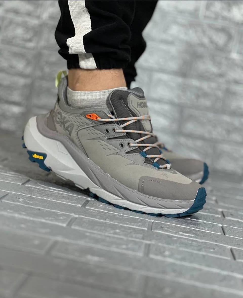 حذاء HOKA Waterproof
جاهز لكل الأجواء 🌧️❄️

• مقاوم للماء بالكامل – لا مطر ولا طين يأثر عليه
• مريح للمشي الطويل والاستخدام اليومي
• ثبات عالي ونعل يمتص الصدمات
• مناسب للشتاء والطلعات الخارجية
• متوفر بـ 4 ألوان

التوصيل متوفر لكل محافظات العراق 🚚
لا تضيع الفرصة وخذ راحتك بكل خطوة.

📲 احجز الآن قبل نفاد الكمية
للطلب والاستفسار مراسلة أو الاتصال: ***********

#هوكا #HOKA #حذاء_ضد_الماء #أحذية_رياضية #ترندي_سنكرز #توصيل
