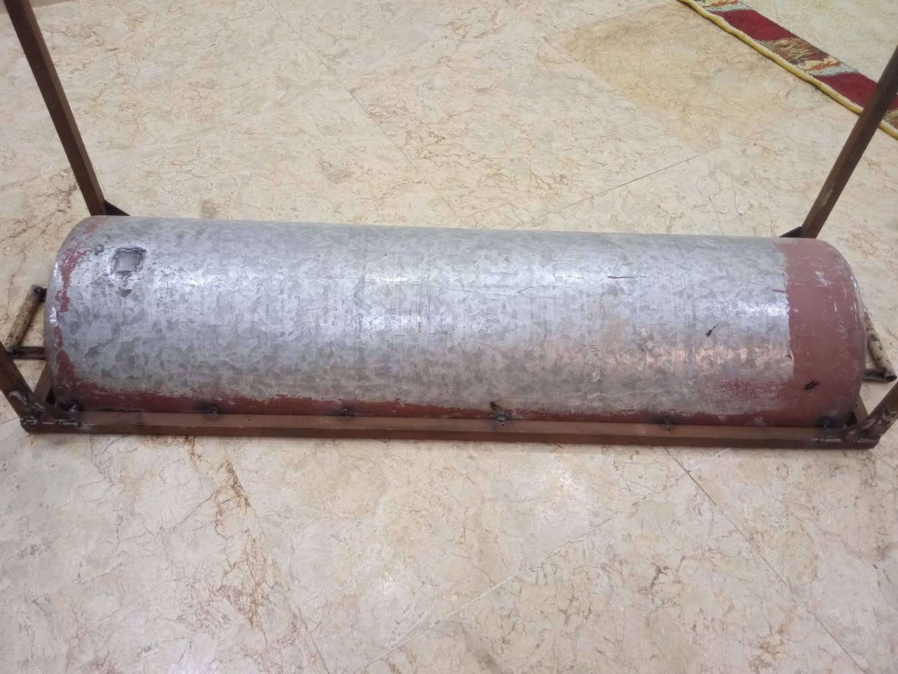 السلام عليكم منقله للبيع قياس 135×45 رتفاع 63 حديد ثقيل ..‏‪***********‬‏
