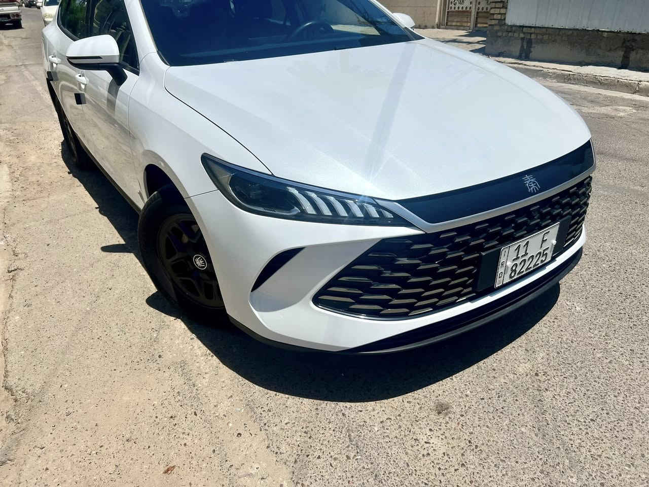 بي واي دي كن بلاس موديل٢٠٢٥
سيارة زيرو ماشية2000
مواصفات السيارة داخل زيتوني جلد وبصمه وشاشة كبيرة 
قطعتين تبريد تحكم جهتين حساسات وكاميرا سيارة عدتها كاملة ماماعوب بيها بصمة وكارت للاستسفسار الاتصال(***********)
