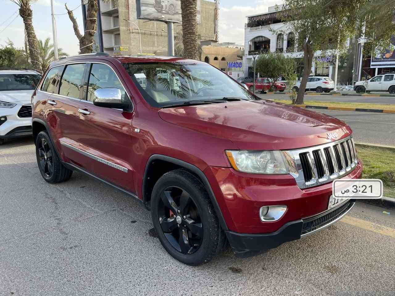 السلام عليكم 
للبيع جيب لاريدو 
موديل2012
خليجية سيارة 
فول مواصفات 1/1
سيارة بيها قطع صبغ 
صور سونار ب منشور 
سعر132وبي مجال قليل 
الاتصال***********
مكاني بغداد حي قادسية
