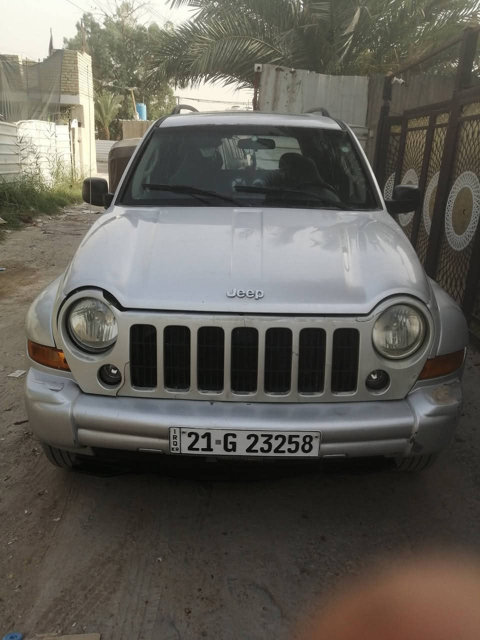 لبرتي 2005
رقم. سليمانيه سياره جاهزه بستثناء صدر
وباسمي والتحويل فوري للتواصل 
وتساب ***********
سعر 68 وبيها مجال بسيط @
