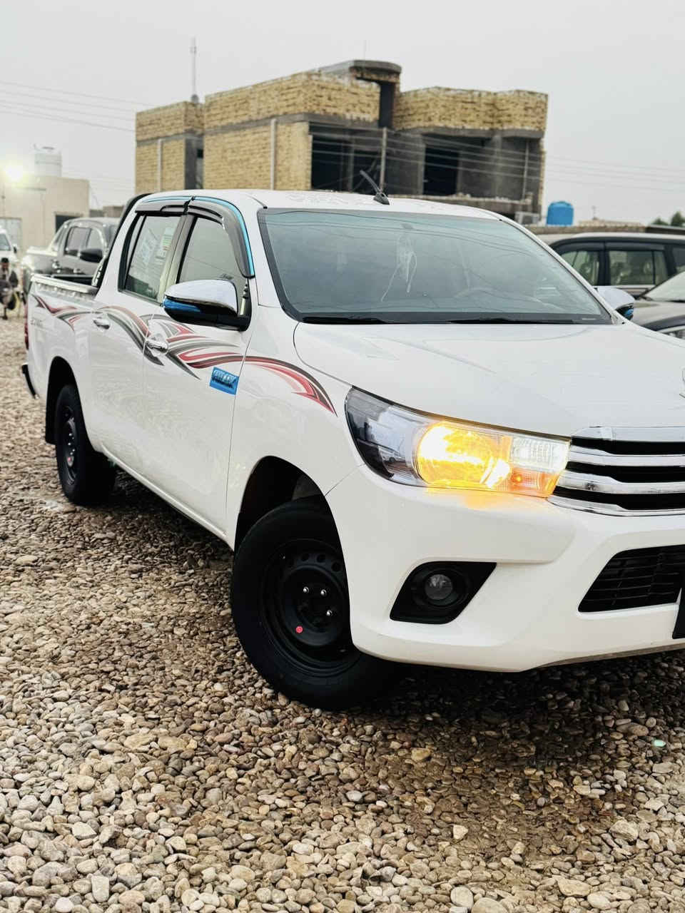 ياالله سلام عليكم للبيع 2017 كفاله عامه سونار رقم واسط تحويل مباشر بسمي شخصين سياره كفاله من لسكن لسكن تخم تاير بل كارتون حداده بل كارتون مكينه وكير عله وضع لشركه سياره ما عوزها برغي شرط مكاني ذي قار قضاء الرفاعي 
السعر 210 
 شراي نتصل *********** 
***********
