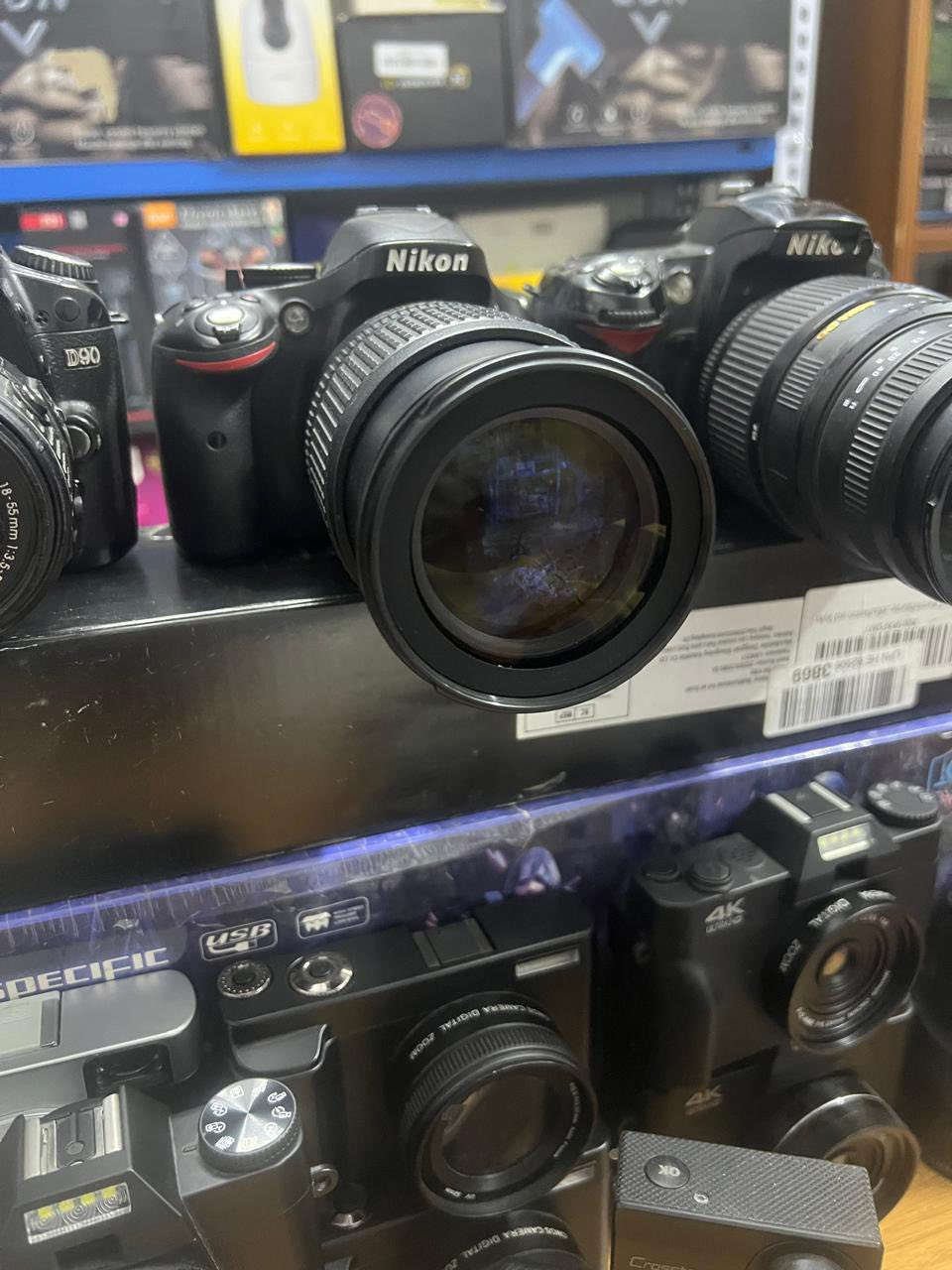 ‏كاميرا نيكون 5200 دي نظافة 99% مكاني بغداد السعر في الخاص ***********
