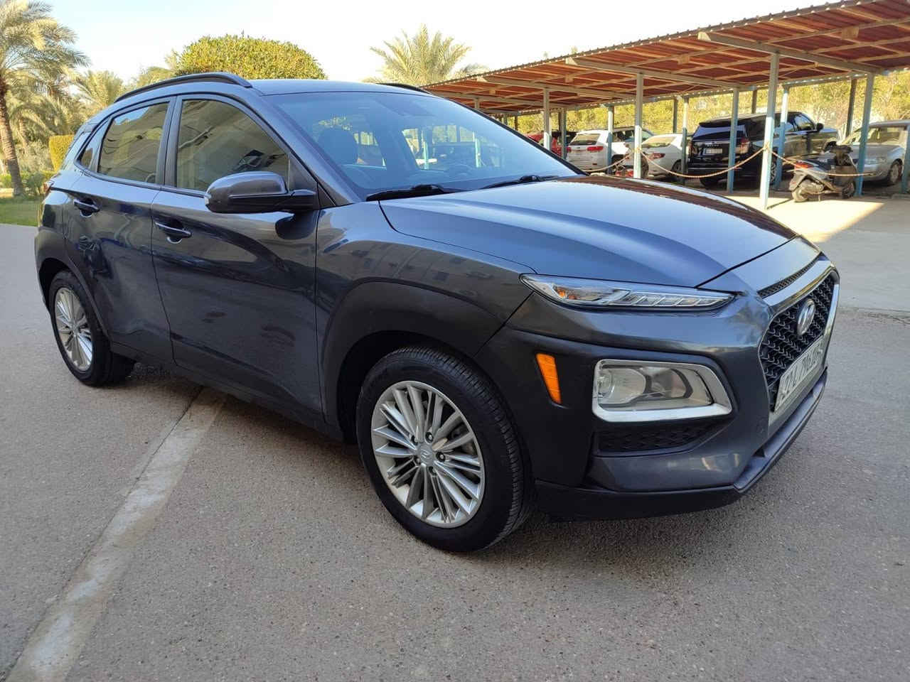 السلام عليكم ورحمة الله
هيونداي كونا 2021 وارد امريكي
اللون فيلي  . محرك 2000 دوش AWD
السيارة ماشية 45.553 ميل 
رقم اربيل الدولي الجديد 
مواصفات السيارة 
شاشة . بصمة . تحكمات فول 
رادار . نقطة عمياء . تدفئة في الكشنات الأمامية 
السيارة نظيفة . تخم تاير جديد 
سعر السيارة 158 $  وبيها مجال 
التواصل على الرقم 
***********  وبي واتساب 
مكان السيارة بغداد  / زيونة
