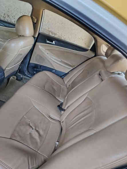 السلام عليكم
سوناتا 2011 امريكي
تكسي رقم واسط
بيها طخات بصيطة
محرك وكير مكفول
رقم القديم السنوية صاقطة
السعر 67
***********
