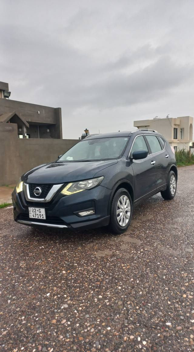 نیسان روج مودیل 2016
بوند وجاملخ صبغ وباب خلفی کلیر امریکی
 بدون دواخلی البجم و خلفی کبس
کیر محرك تبرید کهربایات بشرط
ماشی120m/ تایرات جدید سیارە بدون مصرف
رقم سنویە جدید 2030
سعر 120$مجال *********** دهوك, العراق
